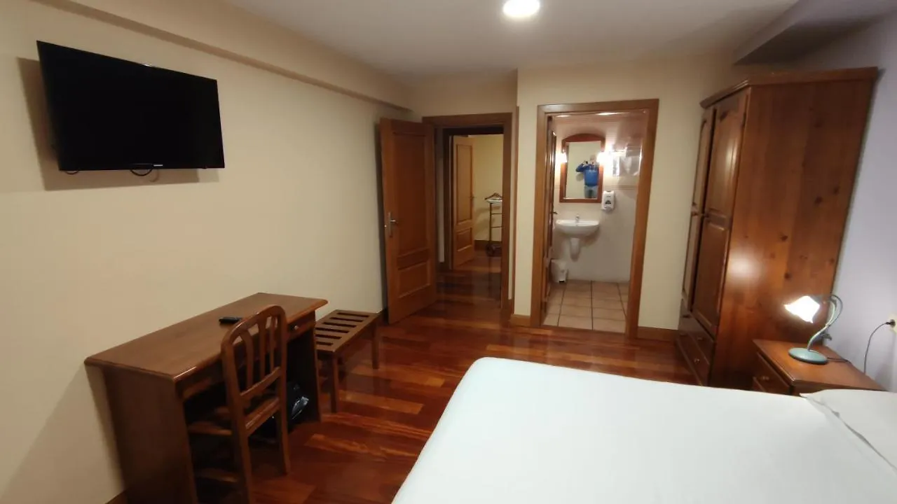 Pensión Hotel Ostatu Zegama